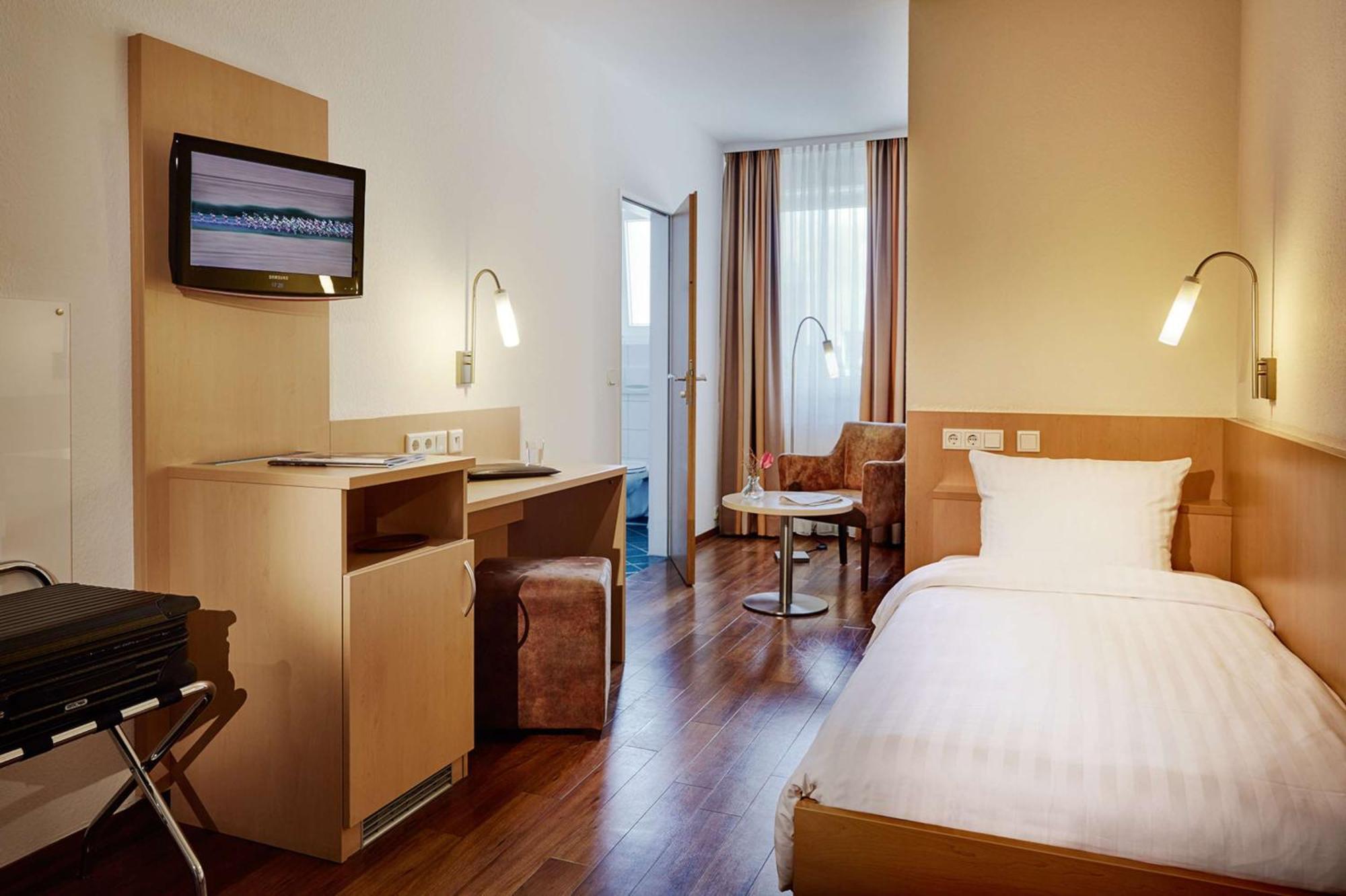 Hotel Imperial Duesseldorf - Sure Collection By Best Western Екстериор снимка